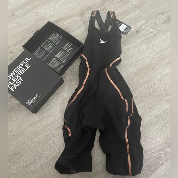 COPY - COPY - Speedo Fastskin LZR Pure Intent - Picture 1 of 7